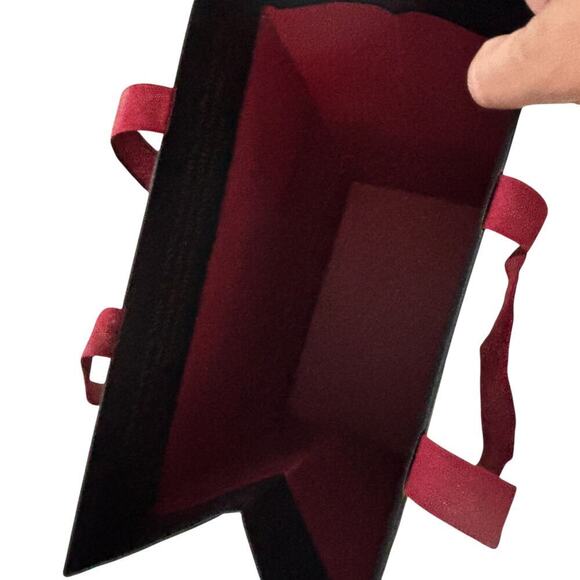 Gucci Shopping Gift Bag with Logo Tissue Paper & Ribbon Authentic Packaging - Picture 6 of 8